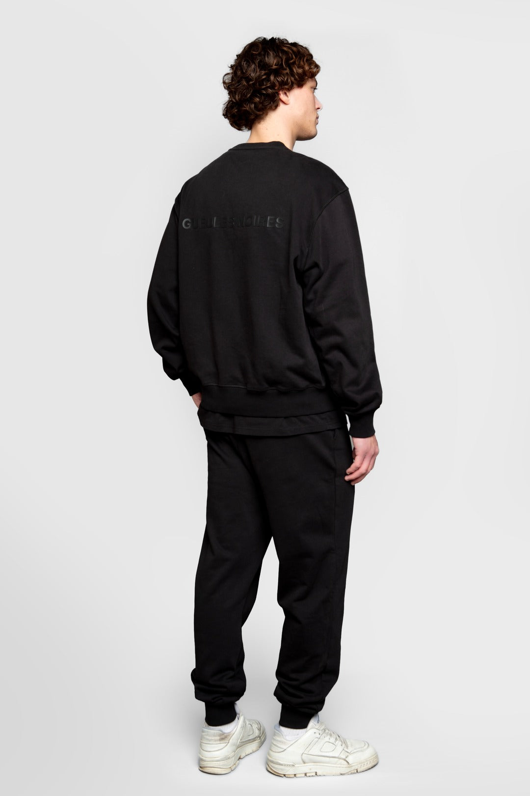 detail sweat noir gueules noires finition coton epais 